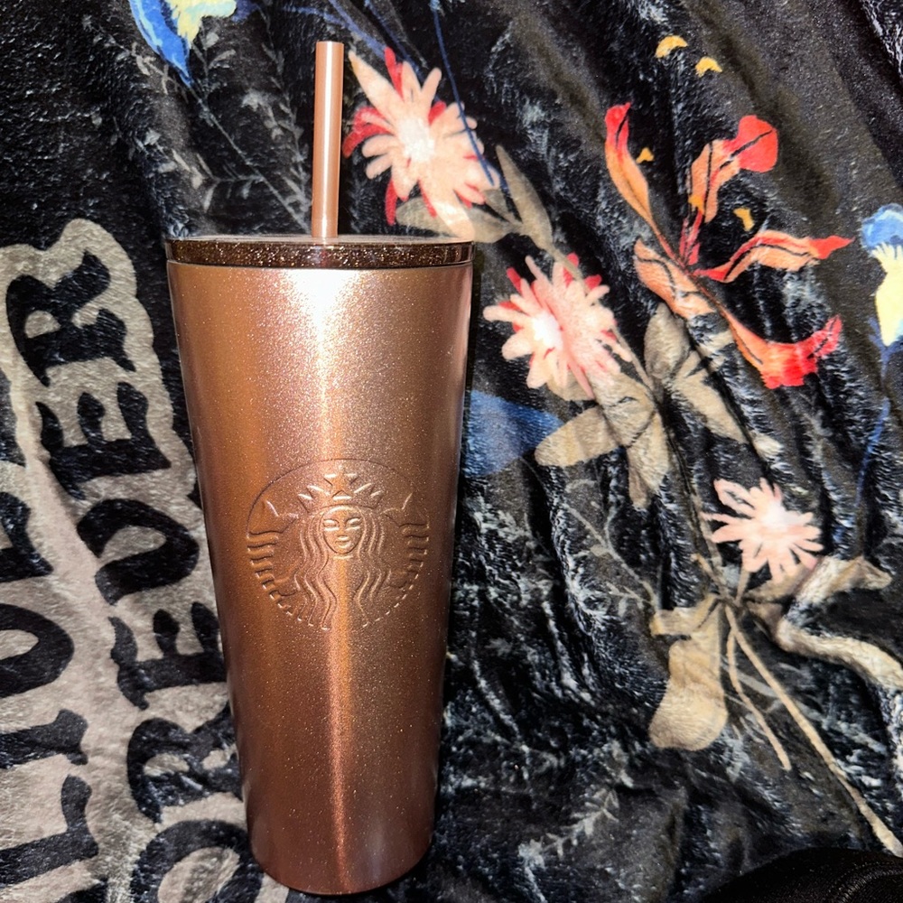 Starbucks Holiday 2018 Sparkling Rose Gold Stainless Steel 24oz Cold Cup Tumbler